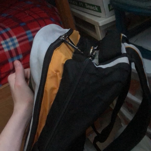 Backpack/schoolbag, vintage condition, nothing broken, gets the job done - Picture 3 of 3